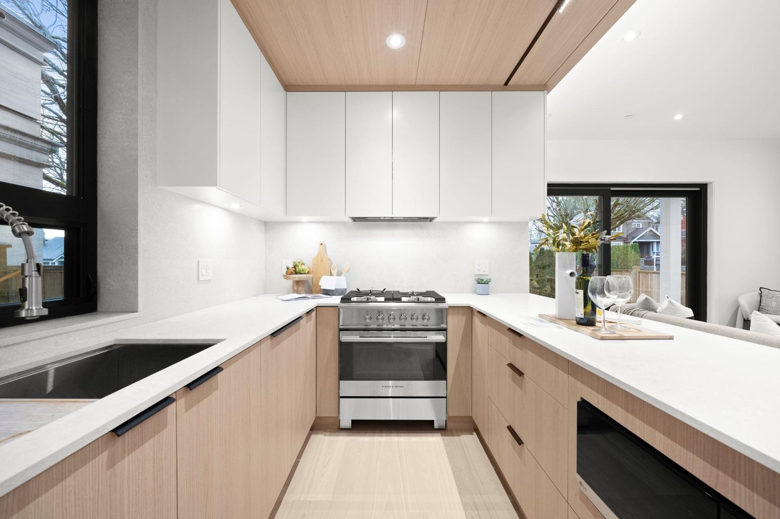 Dunbar Corner Duplex — Kitchen